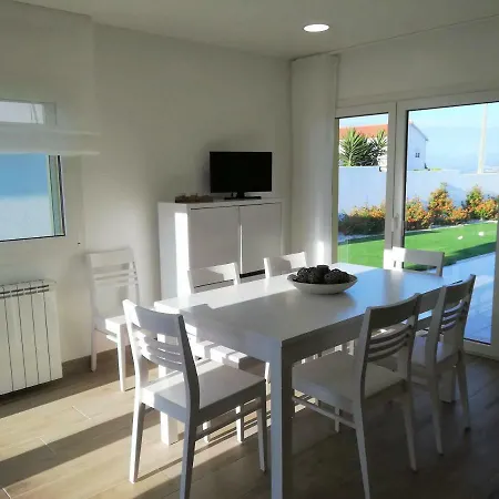 Σπίτι διακοπών Alojamentos Campo & Mar - Vivenda Golden House