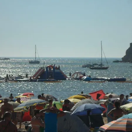 Σπίτι διακοπών Alojamentos Campo & Mar - Vivenda Golden House Bica